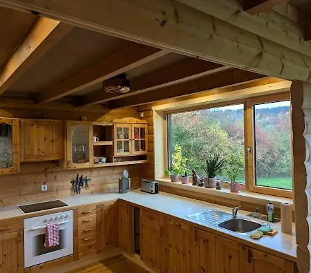 Idyllisches Holzhaus Im Gruenen Vakantiehuis *